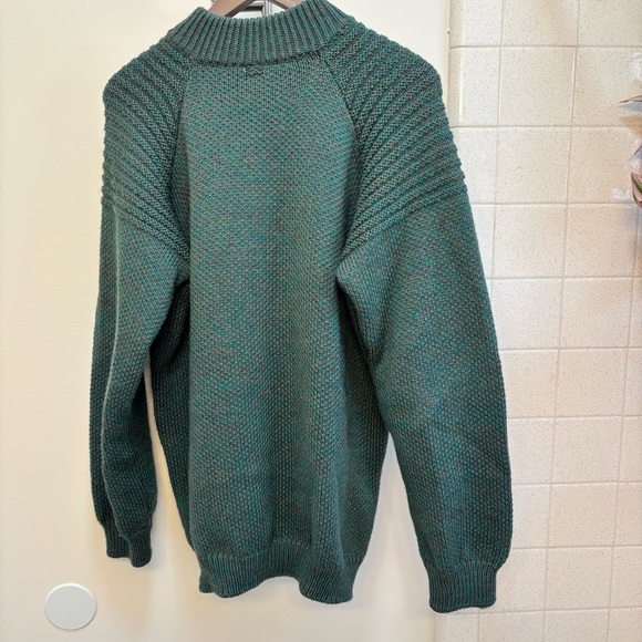 University of Notre Dame Aran Mills 1/4 Zip Heritage Collection Wool Sweater - Picture 2 of 10